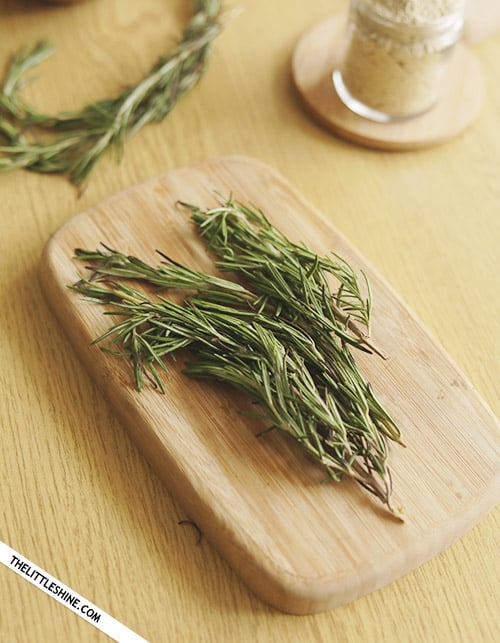 ROSEMARY - HEALTH AND BEAUTY BENEFITS AND USES